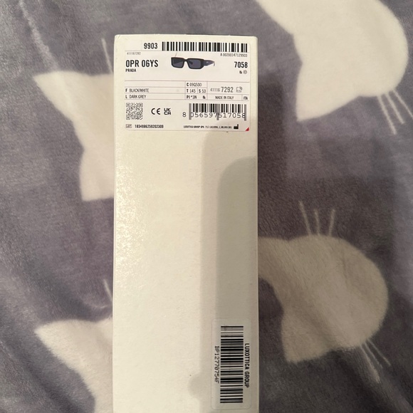 Prada Sunglasses - Picture 7 of 9